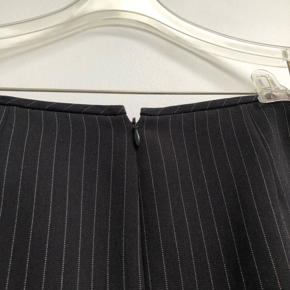 Tahari Blazer + Skirt (12P) - Picture 12 of 16